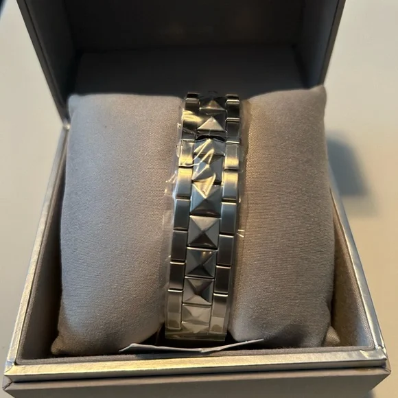 Calvin Klein Ladies Watch - Picture 3 of 3